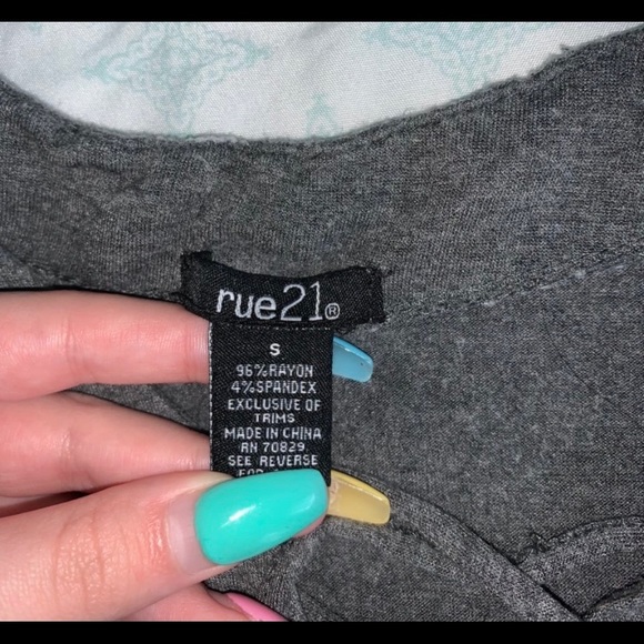 Rue21 Shirt - Picture 2 of 2